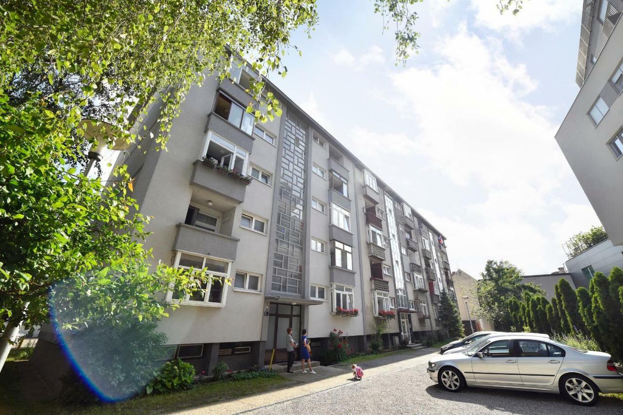 Hella 2 Zagreb Exterior foto